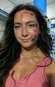 Accusation of Scamming in Laura Farms Official