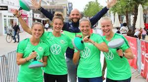 Fanatics sind das einzige ziel für die besten vfl wolfsburg fußballtrikots, bekleidung und vieles mehr. Begegnung Auf Ungewohntem Terrain Vfl Wolfsburg