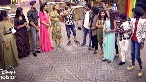 Cook with comali season 2 will be quite interesting to watch because the show is bringing back the season 1 fun entertainers like pugazh, bala, mani megalai. Wow Is This The Salaries Of Cooku With Comali Contestants Tamil News Indiaglitz Com