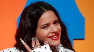 Rosalía al mando del tablao en la mágica noche sevillana de los MTV