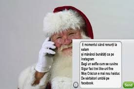 Te imbratisez si iti transmit cu toata dragostea gandurile mele cele mai frumoase de craciun. Sclipire De Geniu Un TanÄƒr StudiazÄƒ Posibilitatea De A Trimite Un Sms De CrÄƒciun Original Zu Comedy Zu Tv