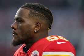 Latest on kansas city chiefs defensive end frank clark including news, stats, videos, highlights and more on espn. 4aqfyevmzttp M