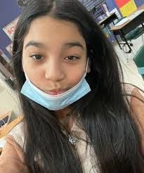 Elle Torres's Instagram, Twitter & Facebook