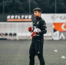Kariyer sayfasında ersin destanoğlu isimli futbolcunun sezon bazında takımının yer almış olduğu turnuvalardaki maç, gol, asist, sarı kart, kırmızı. Ersin Destanoglu Icin 64 Fikir 2021 Futbolcular Kaleci Siyahin Gucu