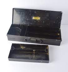 Vintage Metal Paint Box Reeves Sons Ltd Artist Supplies Vintage Artists Box Antique Artists Box Vintage Studio Vintage Tin Vintage Tin Vintage Studio Paint Box