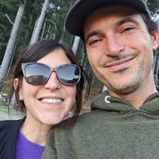 Hello à tous 🙂 en changeant la chaussette de mon skimmer je viens de  m'apercevoir que celui est fêlé (cf. Photos), cela n'était pas là il y a  deux semaines (je ne