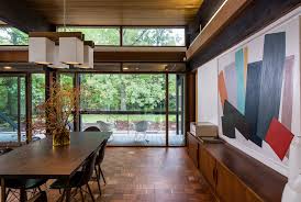 15 Wood Dale Drive St Catharines Ontario 3 Comments The Mash Mid Century Modern House Exterior Mid Century Modern House Modern Architecture House