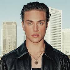 Chad Hewitt's Instagram, Twitter & Facebook