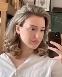 Blonde transformation for @sandy.iris , swipe for before 💋