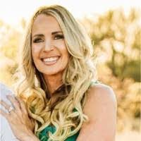 Holly Stamper's Instagram, Twitter & Facebook