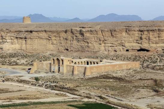 Caravanserai - Wikipedia