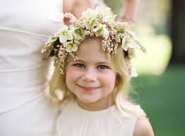 Shades of Yellow Completely Transform This Chic Wedding Design