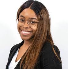 Amie Woolard's Instagram, Twitter & Facebook