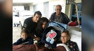 Ο μαρίνος κόνσολος και η ευαγγελία συριοπούλου βρέθηκαν στο πλατό της ελένης μενεγάκη. O Marinos Konsolos 3eka8arizei Gia Tis Erwtikes Toy Sxeseis