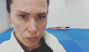 Pretty damn incredible what this ol' fist fighting has earned me ☕🌞 i am so grateful. Cat Zingano Archives Ig Live S Tv