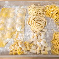 We have 50 recipes to try out, including monkey bread, pretzels, and tons of easy cakes. Watch Which Kitchen Aid Pasta Attachment Is Best Eater