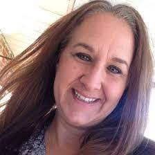 Denise Binns's Instagram, Twitter & Facebook