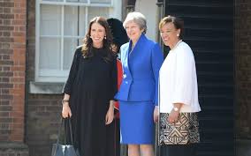 Jacinda ardern, other top nz officials to take pay cut. Chogm Ardern To Toast Commonwealth At Leaders Banquet Rnz News