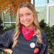 Carly Obrien's Instagram, Twitter & Facebook