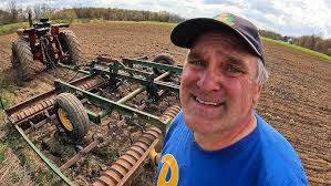 SMALL FRENCH STYLE FARM BUILD