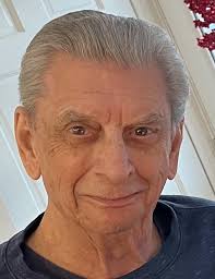 Eileen Damiano's Instagram, Twitter & Facebook