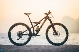 The new livery is unusual, white is like a symbol of a clean sheet with which the artist starts working. Specialized S Works Stumpjumper Review Enduro Mountainbike Magazine