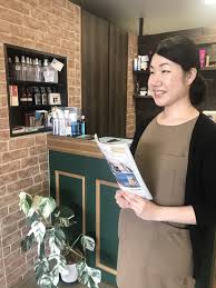 姫路で予約が取れない人気サロンに。現役セラピストとして活躍する受講生の声をお届けします！ | CaRA キャラアロマテラピースクール