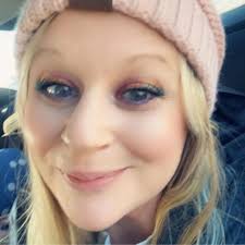 Getting movie theatre tickets to Taylor Swift's release was like running  through a burning forest with a blindfold on