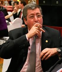 Cofondateur du rassemblement pour la république (rpr), il est ensuite membre de l'union pour un mouvement populaire (ump) puis du parti les républicains (lr). 1746942 Balkany Rolex Daytona Au Moins 10000euros Jpg 2290636 Jpg Age Of Wonders Iii