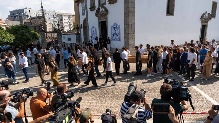 Diogo Jota e André Silva: a despedida aos "muito amados" – Observador