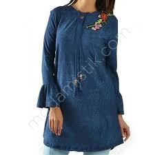 Kot Gorunumlu Kollari Volanli Cicek Nakisli Bayan Tunik Mavi Baslikli Urunu Moda Mistik Te Elbise Tunik Kategorisinde Inceleyebilir Hiz Moda Mavi Moda Tunik