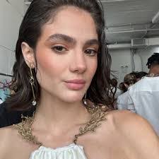 Cynthia Limon's Instagram, Twitter & Facebook