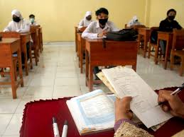 Merangkum dari berbagai sumber, berikut kumpulan 30 ucapan selamat hari guru nasional yang diperingati setiap 25. 20 Ucapan Selamat Hari Guru Untuk Status Whatsapp Instagram Dan Facebook Yang Keren Indozone Id
