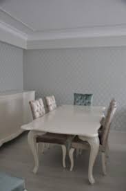 Yeme Masasi Konsol Parlak Lake Sandalye Ipek Kadife Kapitone Nurbukkadesign Goruntuler Ile Mobilya Sandalye Aynalar