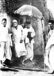 જાણો શેરડી ના સાંઈ બાબા નો આ રોચક ઇતિહાસ, એક વાર જરૂર વાંચજો - We Gujjus