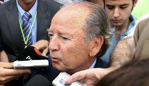 He was elected club president, despite having no previous connection with the club. El Gobierno Niega El Indulto A Jose Luis Nunez Tribunales Cadena Ser