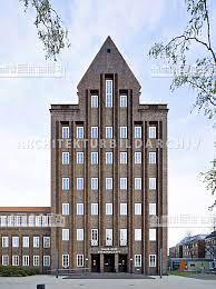 Die teilnehmerinnen und teilnehmer haben die wahl zwischen digitalen seminaren sowie seminaren in präsenz und in kleingruppen unter strengen hygieneauflagen. Haus Der Wissenschaft Und Naturhistorisches Museum Braunschweig Architektur Bildarchiv