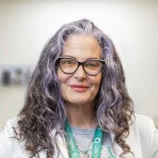 Kristal Hollis's Instagram, Twitter & Facebook