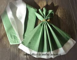 Costume Et Robe De Soiree Https Www Facebook Com Serviettesavotreservice Pliage Serviette Pliage Serviette Papier Pliage Serviette Papillon