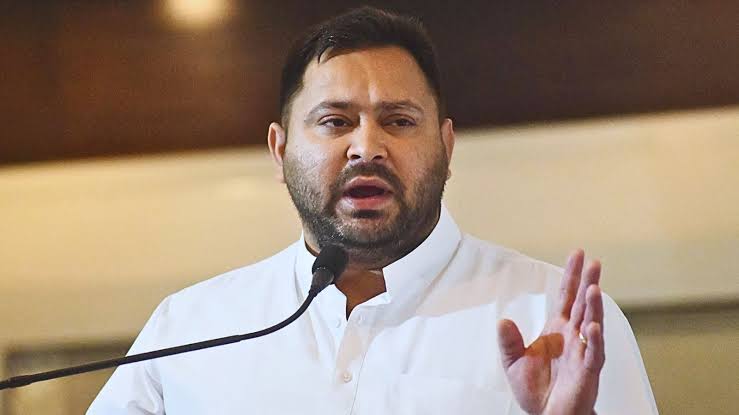 तेजस्वी यादव बोले- बिहार में मिल रही हर ब्रांड की शराब, पेपर लीक पर क्या  कहा?