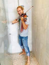 David christian bongartz (born 4 september 1980), better known by his stage name david garrett, is a german classical and crossover violinist and recording artist. David Garrett On Twitter Obviously I Don T Sing In The Shower But Http T Co Tryegzslnq