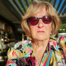 Will giant cosmos bloom later in summer?