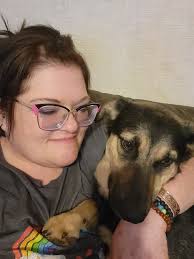 Millie and George are besties.