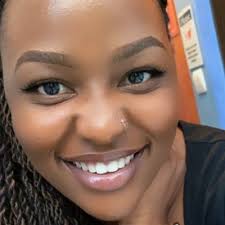 b u b b l e s (@HellenWired)