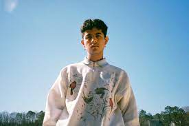 Curtis Waters Stunnin Is A Tiktok Hit And A Threat To Major Labels Rolling Stone