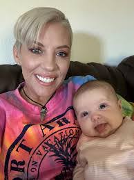 Janna Heller's Instagram, Twitter & Facebook