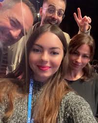 Melissa 🌹 (@mel.onair) • Instagram photos and videos