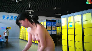 水上乐园学生妹美胸01 - EPORNER