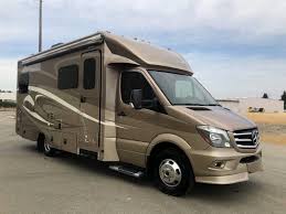 Mercedes benz sprinter class c motorhomes. 2017 Renegade Vienna 25qrs Mercedes Benz Class C Motorhome Sprinter Fixer Jpg