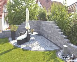 Steinmauer Garten Steinmauer Garten Datenschutz Perfekter Holzschutz Gartenideen Holz Steinmauer In 2020 Stone Walls Garden Garden Privacy Screen Garden Privacy